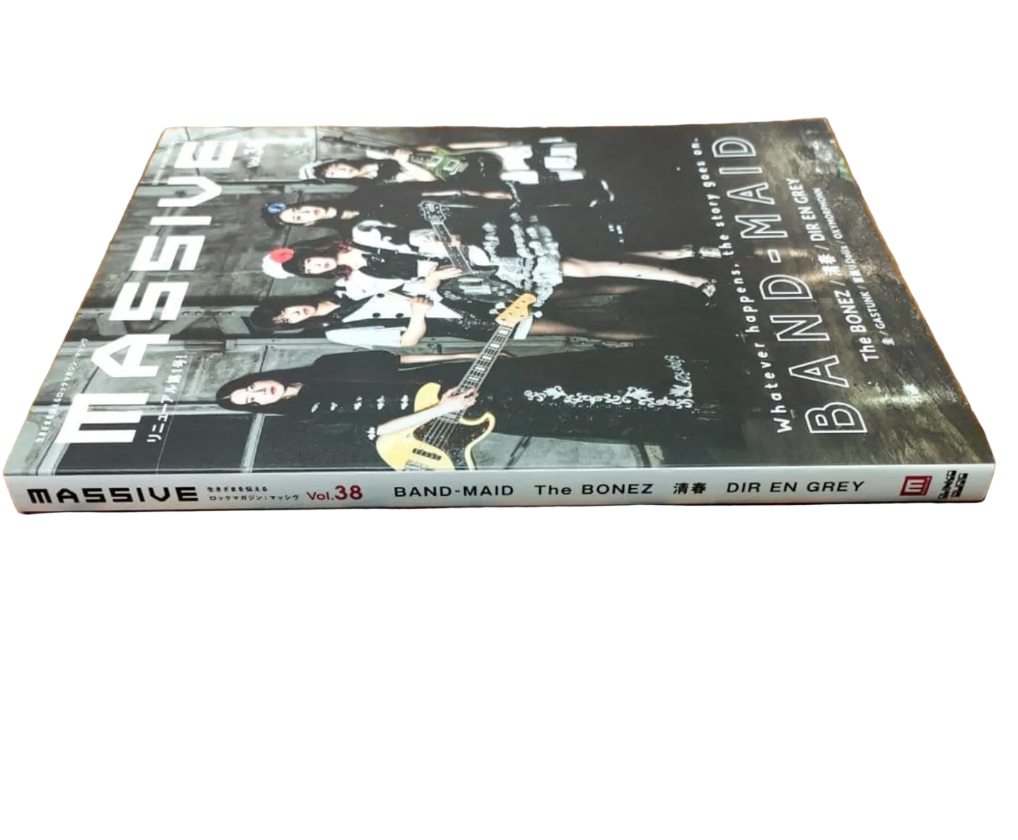 BAND-MAID - MASSIVE Vol. 38 Magazine Mook Book - AMPED JAPAN Shop